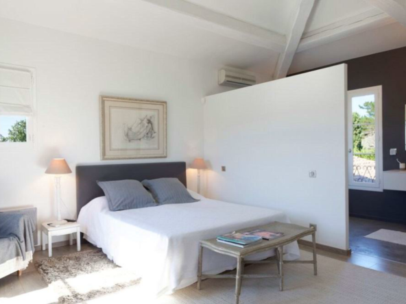 BELLA SAINT TROPEZ 10