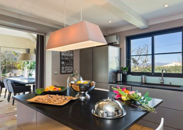 BELLA SAINT TROPEZ 7