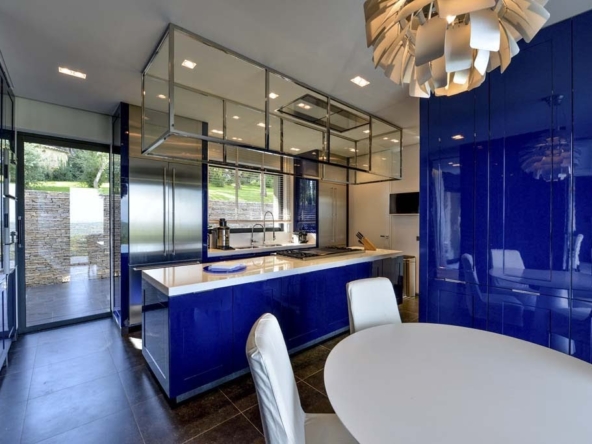 BLUE Kitchen