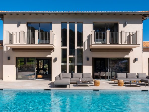 villa-france facade avant